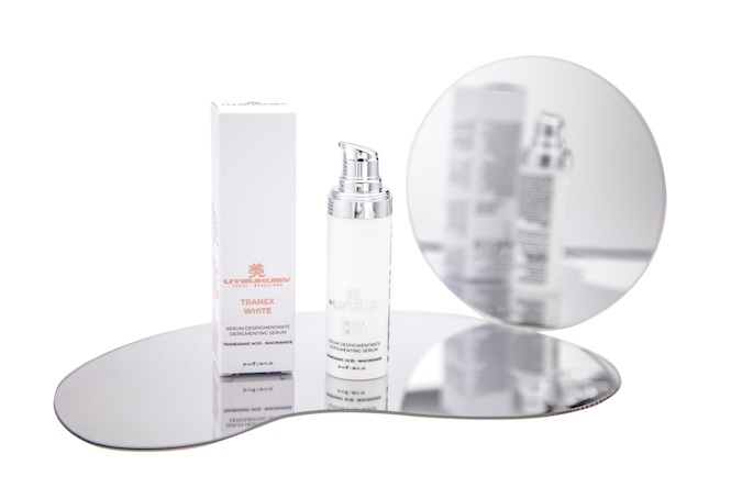 Tranex White Serum gegen Pigmentflecken | Utsukusy Tranex White Serum gegen Pigmentflecken und Hautflecken von Utsukusy